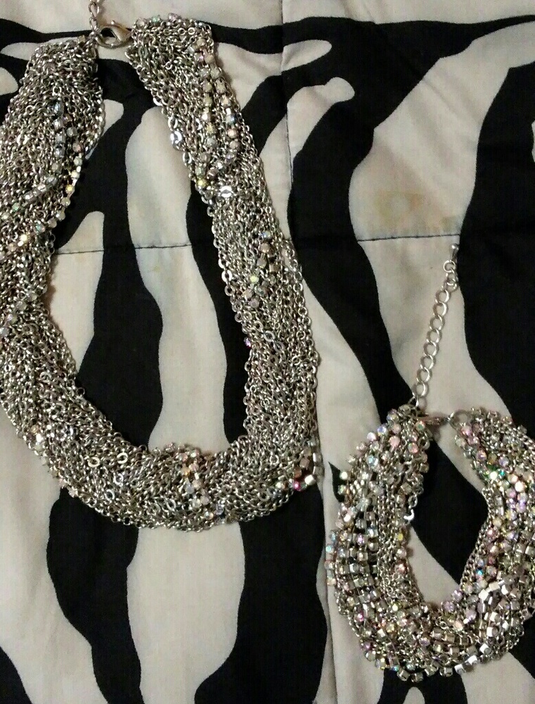 Necklace & Bracelet Set